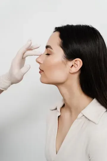 Saiba mais sobre Rinoplastia Minimalista – Teorinoplastia