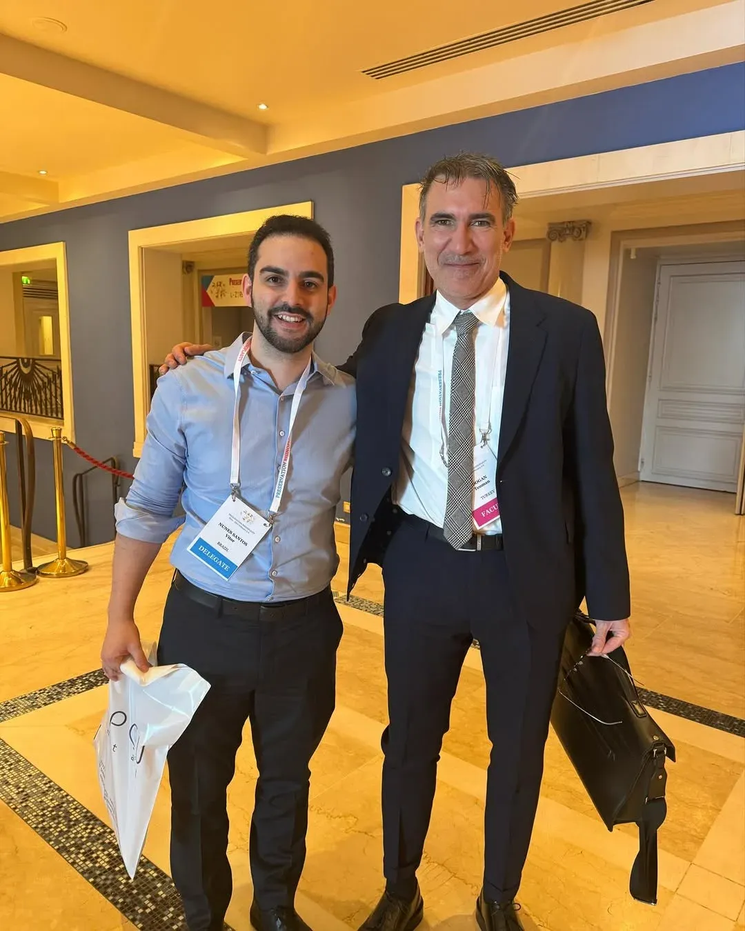 Fellow em Rinoplastia Istambul Turquia (Dr. Teoman Dogan)